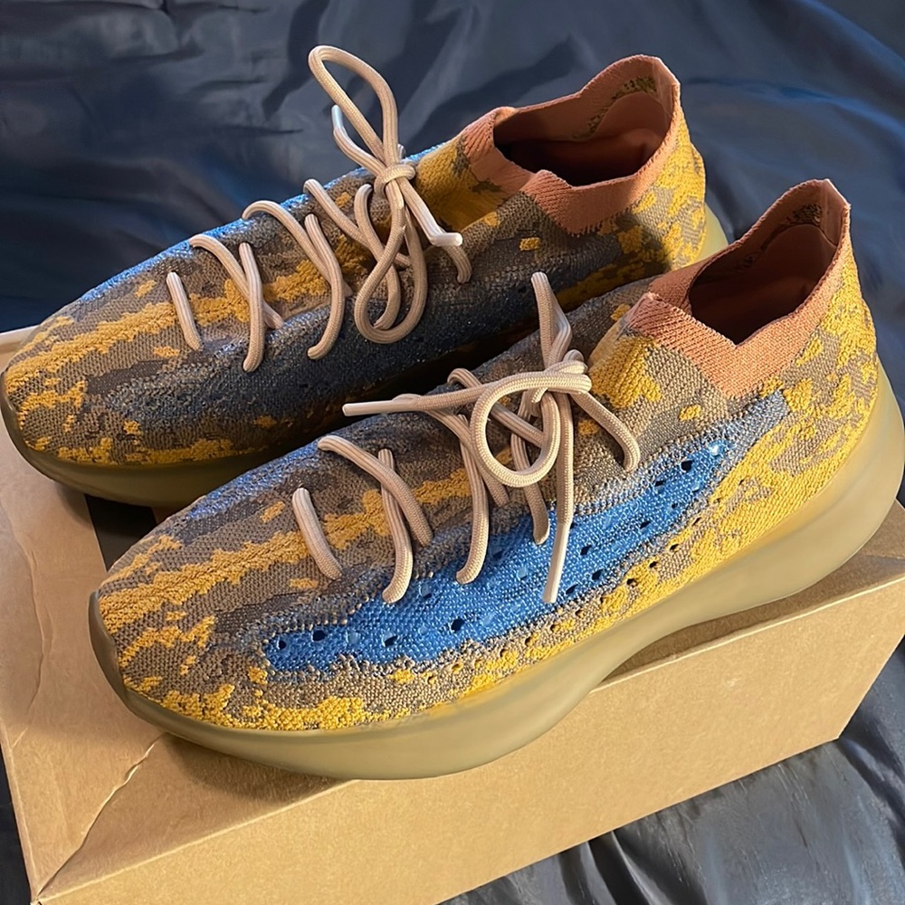 Adidas Yeezy Boost 380 Blue Oat Size 12M US, Used